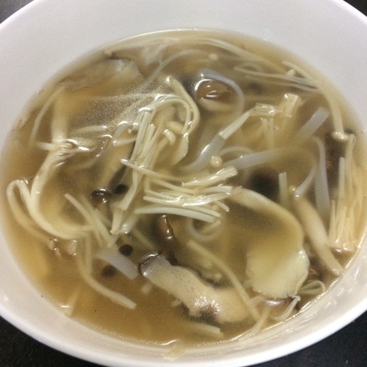 きのこたっぷり フォー入りスープ レシピ 作り方 By けあはと 楽天レシピ